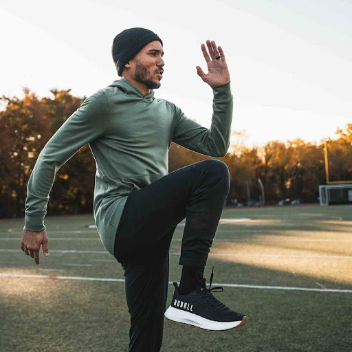 Can Sweatpants Affect Your Running Performance
