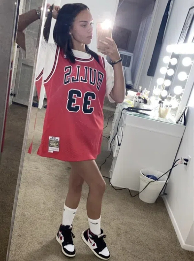 can you wear a basketball jersey casually