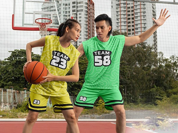 How To Wear A Basketball Jersey in Middle School?