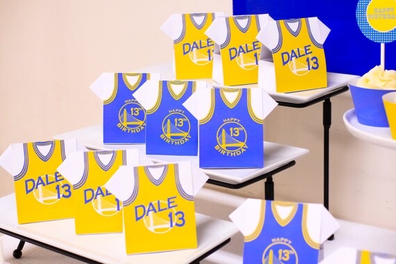 how to make a basketball jersey out of paper2