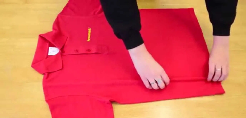 how to fold polo shirts for packing