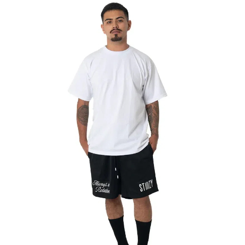 how many men in their 40's wear basketball shorts1