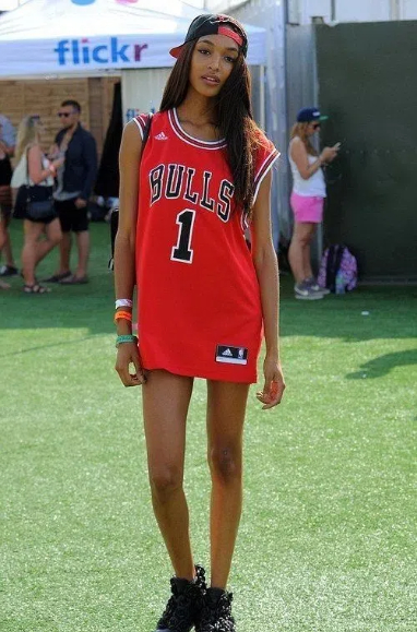 can you wear a basketball jersey casually2