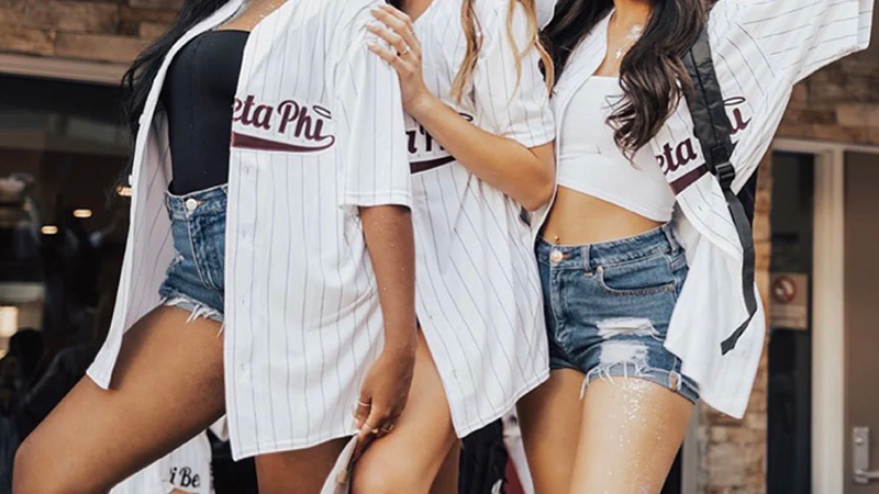 How To Wear A Baseball Jersey with Shorts?
