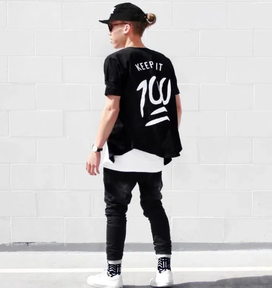 what to wear with baseball jersey tumblr2