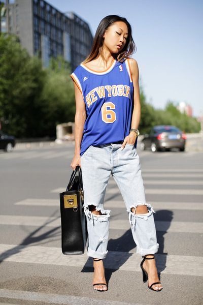 how to style an oversized basketball jersey