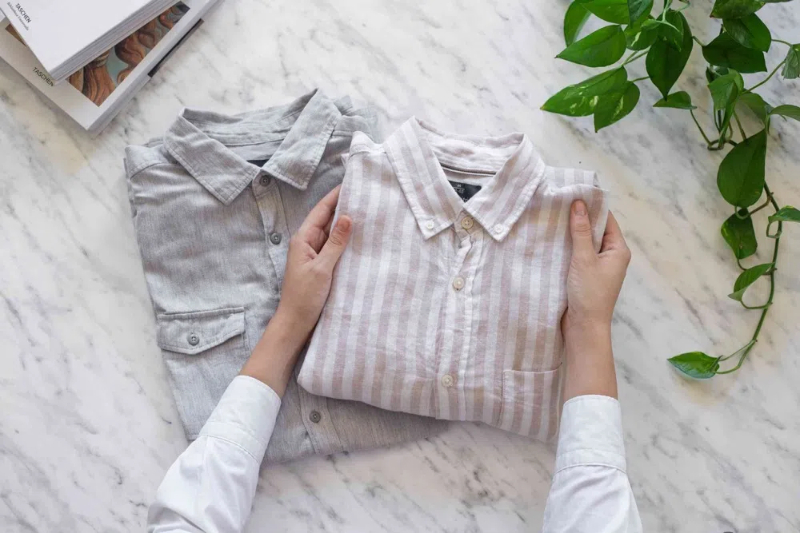 how to fold polo shirts without wrinkles