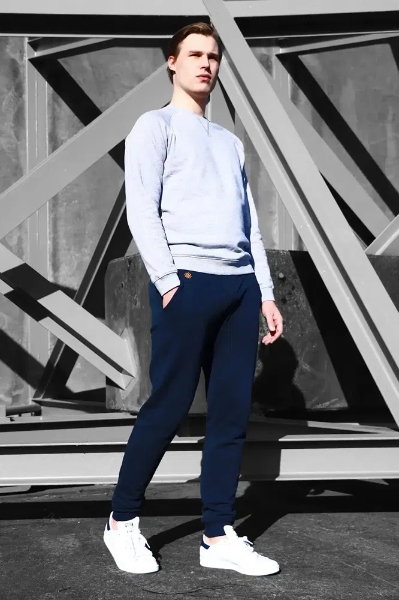 how to wear jogger sweatpants guys2