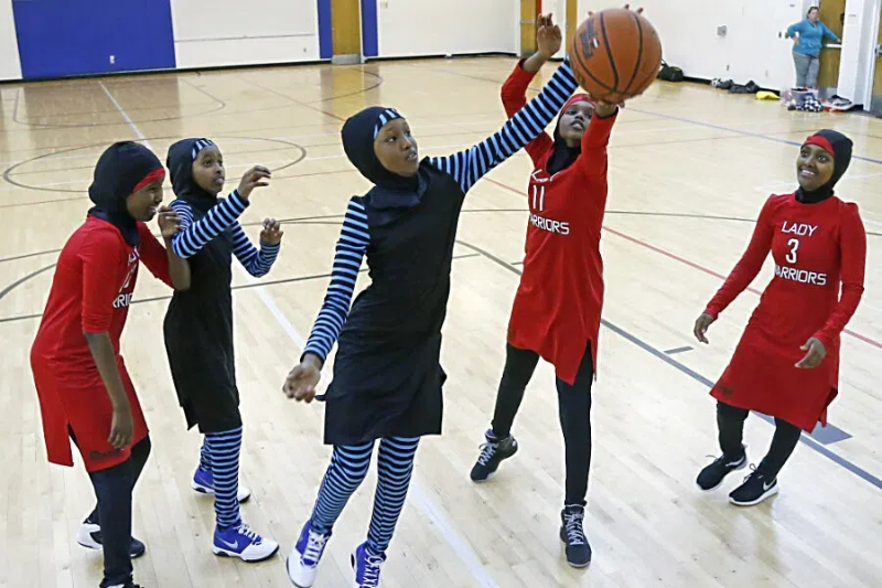 can u wear basketball shorts in islam (1)