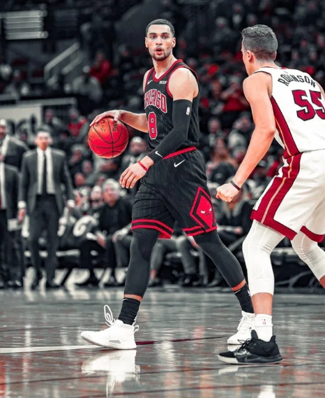 Photo Gallery Statement Night vs Heat