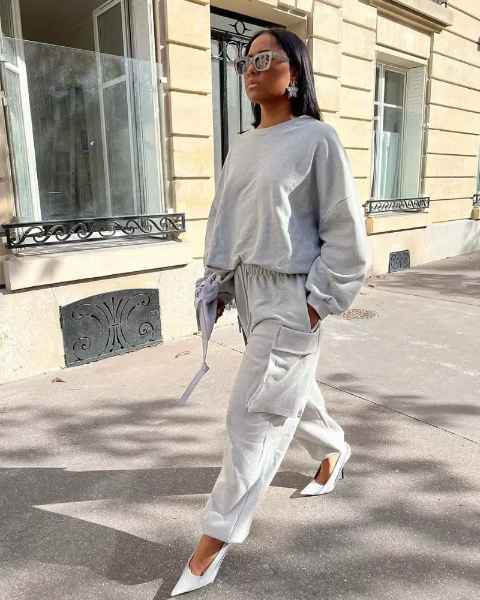 11+ Chic Grey Sweatpants Outfit Ideas To Copy This Year