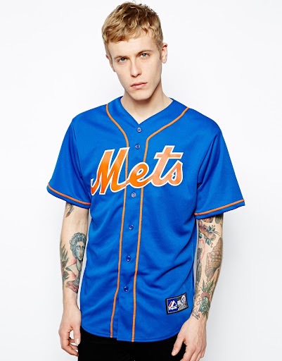 how to wear a baseball jersey guys