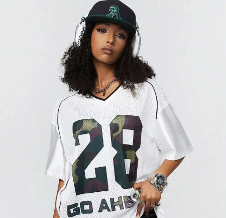 How To Casually Wear A Baseball Jersey?