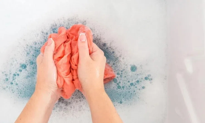 How To Wash A White Basketball Jersey?