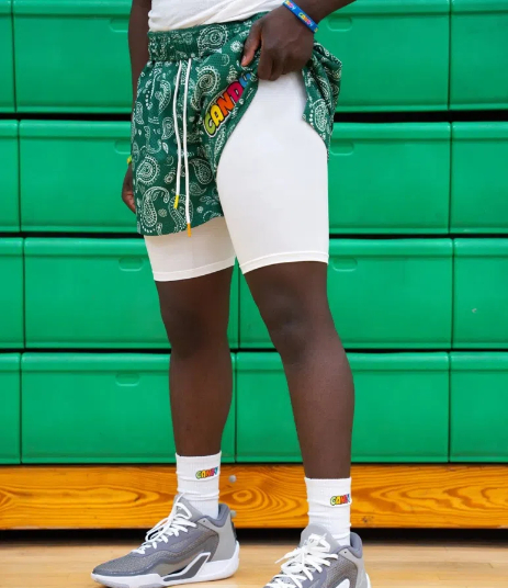 what to wear under white basketball shorts