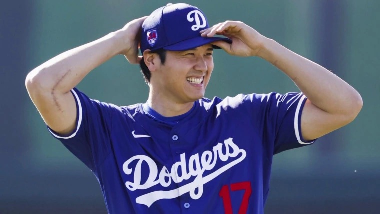 what brand jersey do baseball players wear2