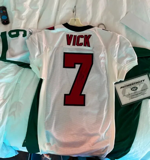 how to get a baseball jersey signed3