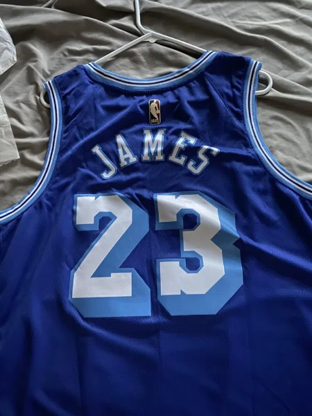 how to get wrinkles out of a basketball jersey