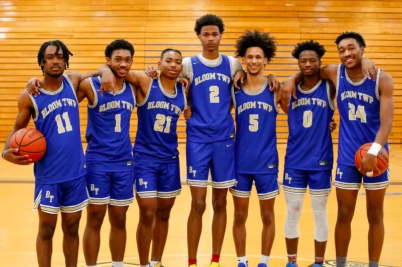 Why Do You Have To Tuck Your Jersey in Basketball?