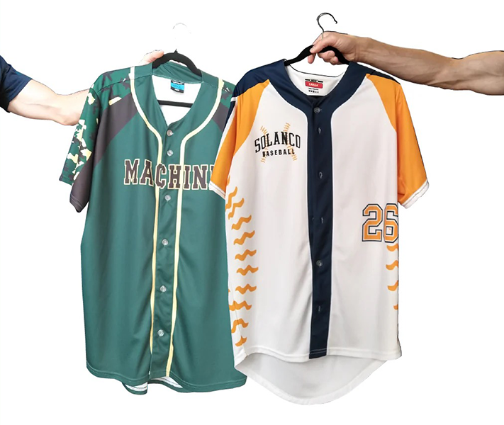 What Baseball Jersey Size Should I Get?