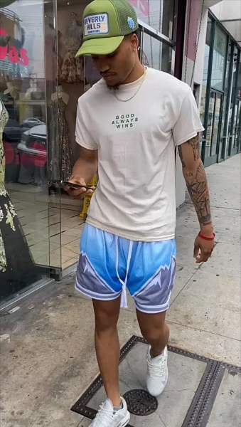 how to dress like a guy basketball shorts1