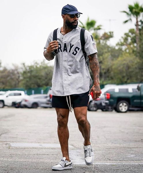 how to style a baseball jersey men's2
