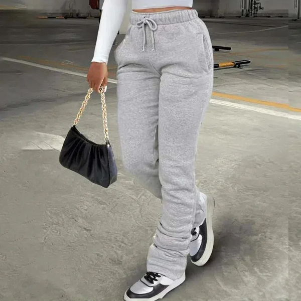 can you wear sweatpants to work at walmart