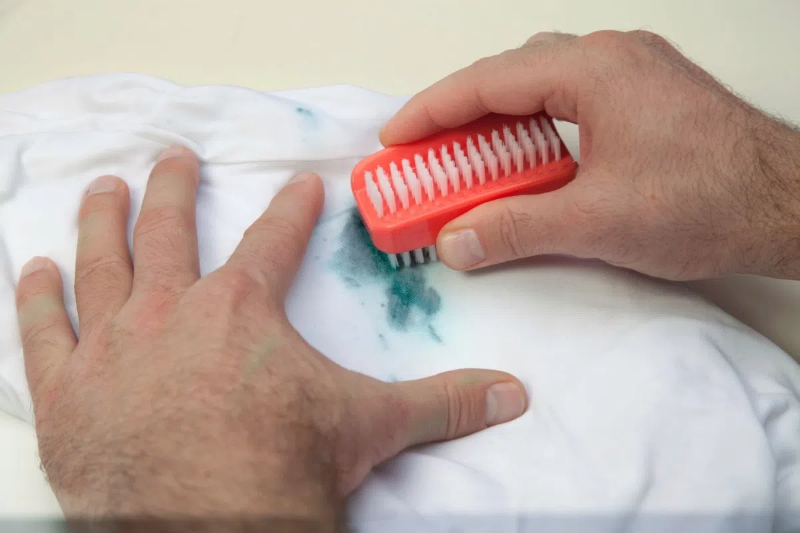 How To Get Paint Out of Sweatpants?