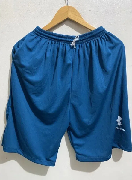 how to fold basketball shorts1