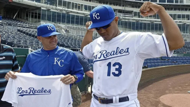 how big is size 48 baseball jersey