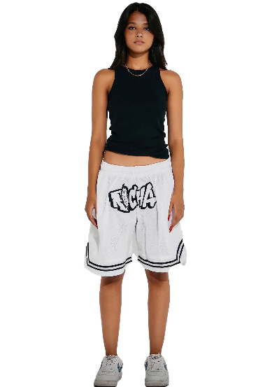 what to wear under white basketball shorts1