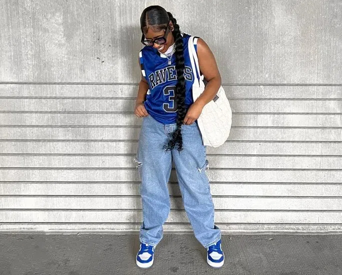 What Pants To Wear with A Basketball Jersey?