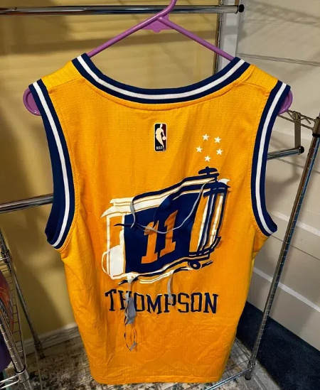 can i put my basketball jersey in the washer