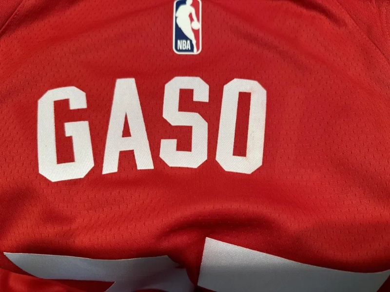 how to remove letters from a basketball jersey
