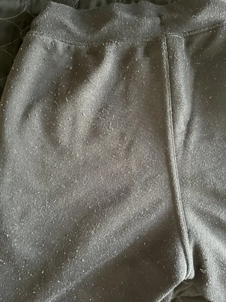 how to get fuzzballs off of sweatpants quick no roller1