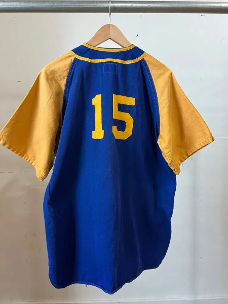 how to wash and dry a baseball jersey1