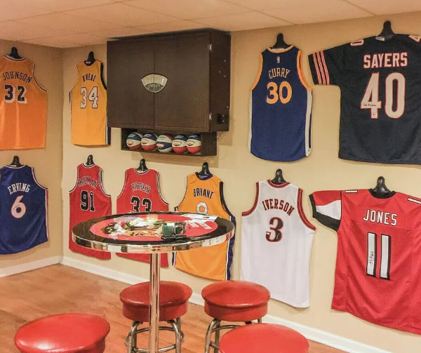how to hang basketball jersey on wall1