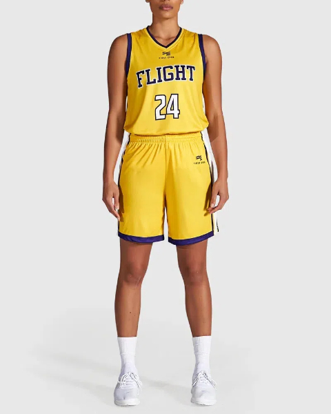 how to tuck in a basketball jersey2