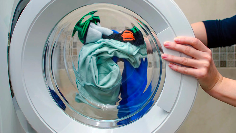 can you put a baseball jersey in the washer1