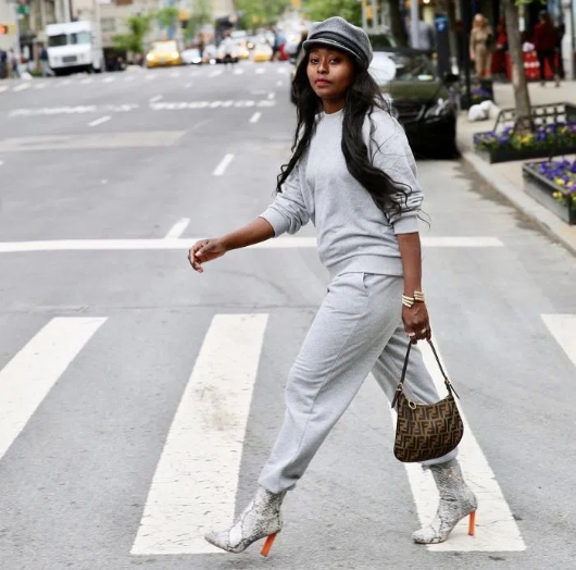 what shoes to wear with sweatpants2