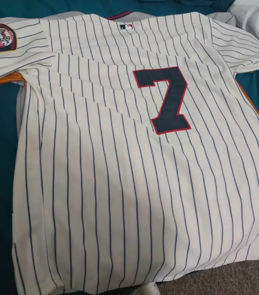 how to spot a fake cardinal jersey baseball2