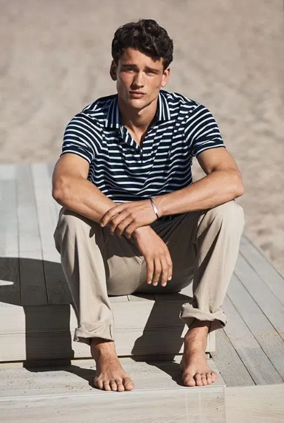 are striped polo shirts in style