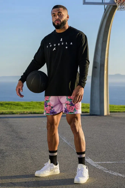 can you wrar basketball shorts at party2