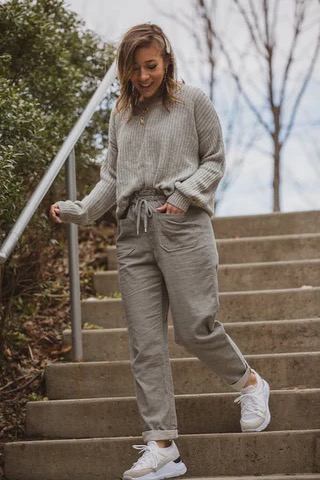 Can I Wear Sweatpants To Church?