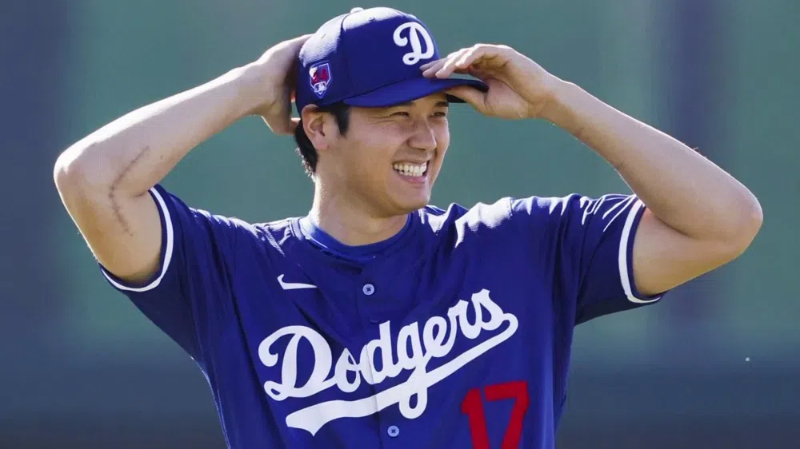 How Do You Draw A Baseball Jersey?