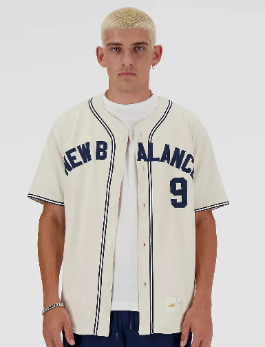 how big is a size 40 baseball jersey