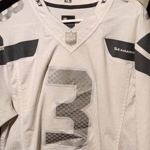 how to hand wash a baseball jersey2