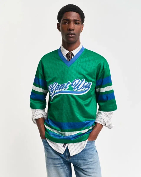 how to take in a baseball jersey