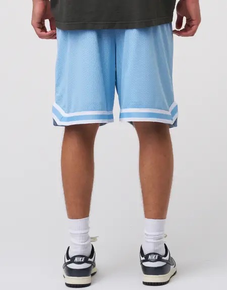 What Color Shirt Goes with Blue Basketball Shorts?