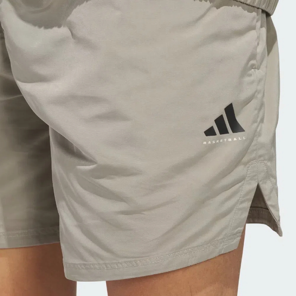do adidas basketball shorts have pockets